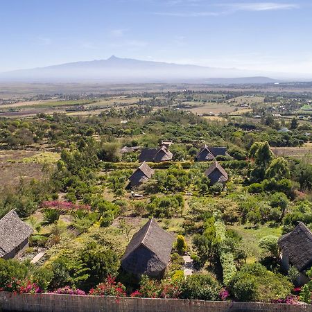 Rhino Watch Safarilodge Mweiga Exteriör bild
