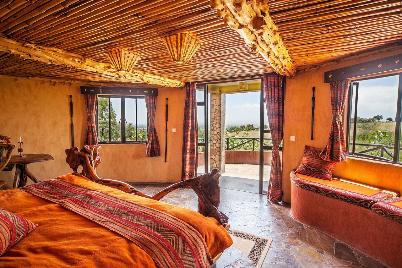 Rhino Watch Safarilodge Mweiga Rum bild
