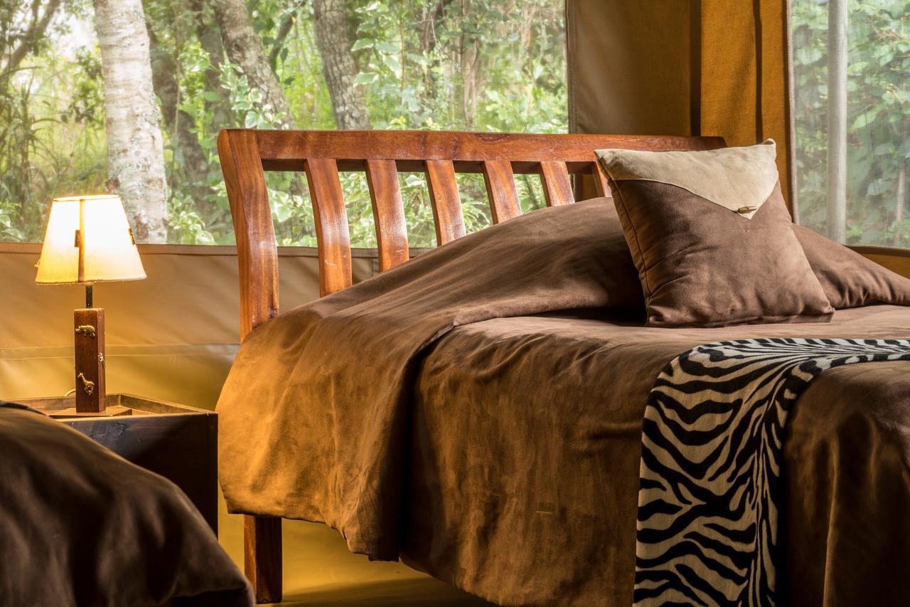 Rhino Watch Safarilodge Mweiga Exteriör bild