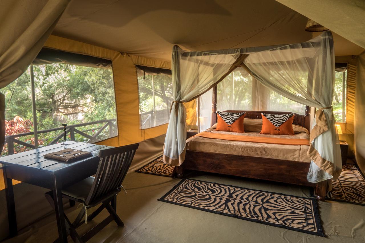 Rhino Watch Safarilodge Mweiga Exteriör bild